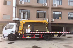 伊犁附近汽车轮胎更换